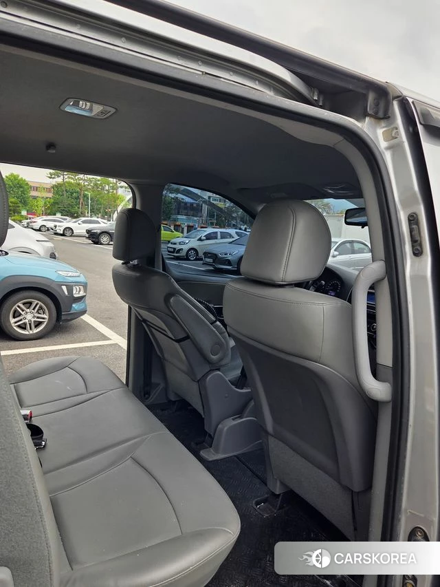 Hyundai The New Grand Starex id 4424376 из Кореи 13
