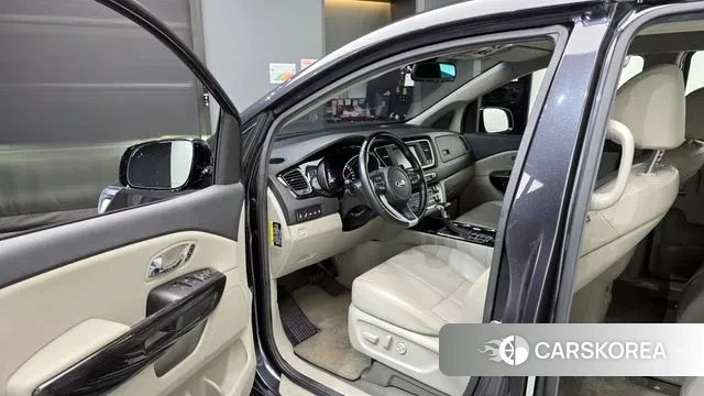 Kia The New Carnival id 3134387 из Кореи 20