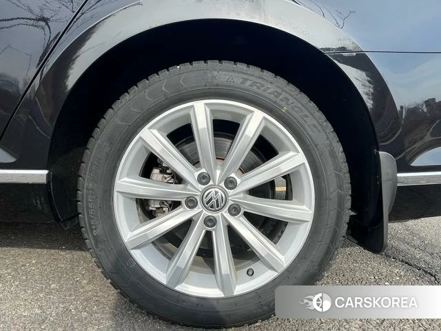 Volkswagen Magotan id 4207820 из Китая 20