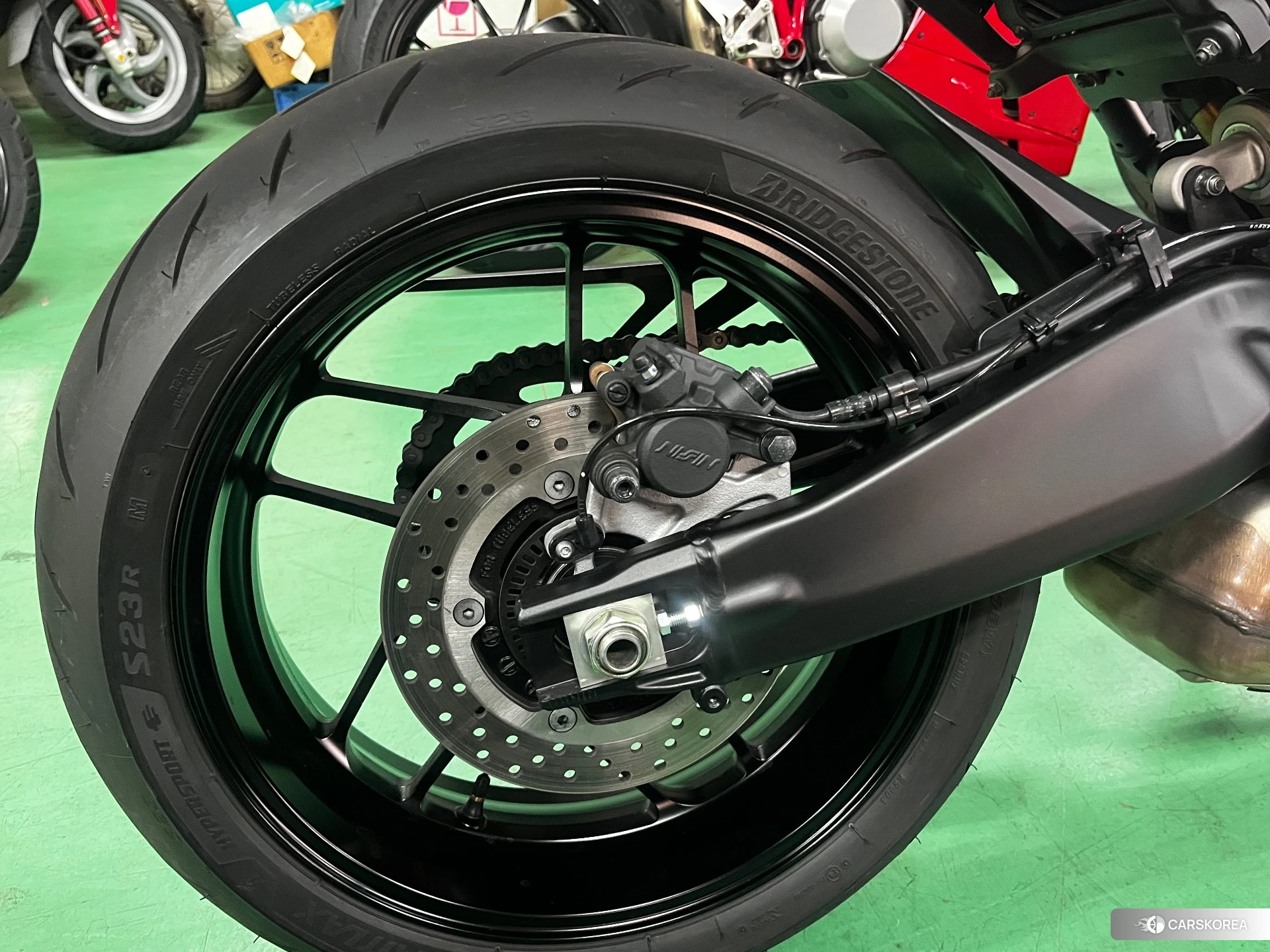 Проданный Yamaha XSR900 id 4379910 из Японии, фото 10