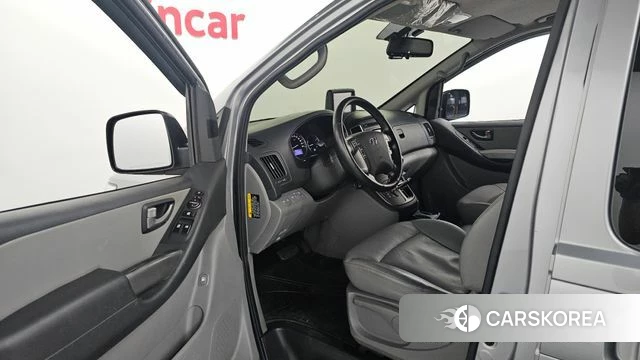 Hyundai The New Grand Starex id 4362597 из Кореи 20