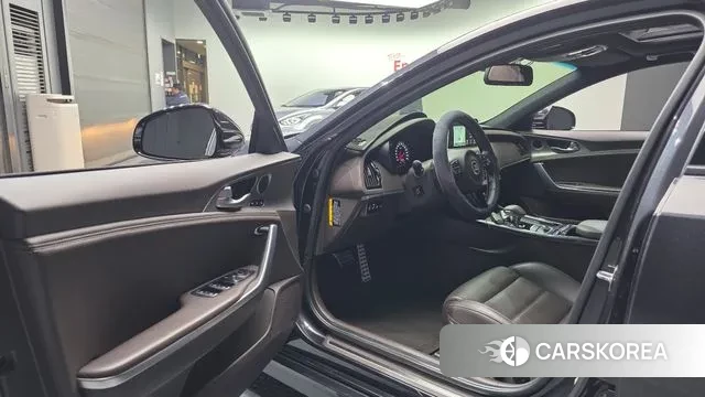 Kia Stinger id 3748479 из Кореи 20