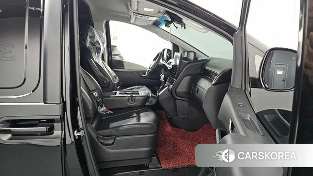 Hyundai Staria id 3964463 из Кореи 20