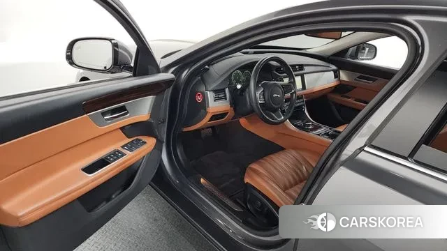 Jaguar XF (X260) id 3578879 из Кореи 20