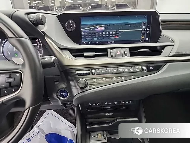 Lexus ES300h 7th generation id 3621905 из Кореи 10