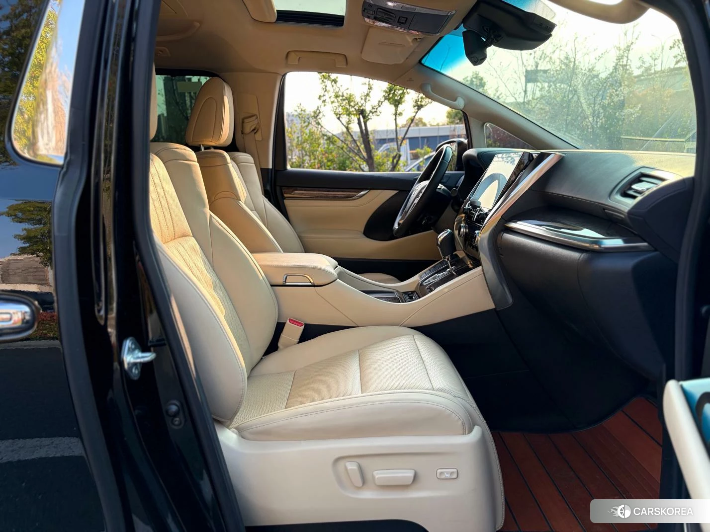 Toyota Wilfa id 4452457 из Китая 23