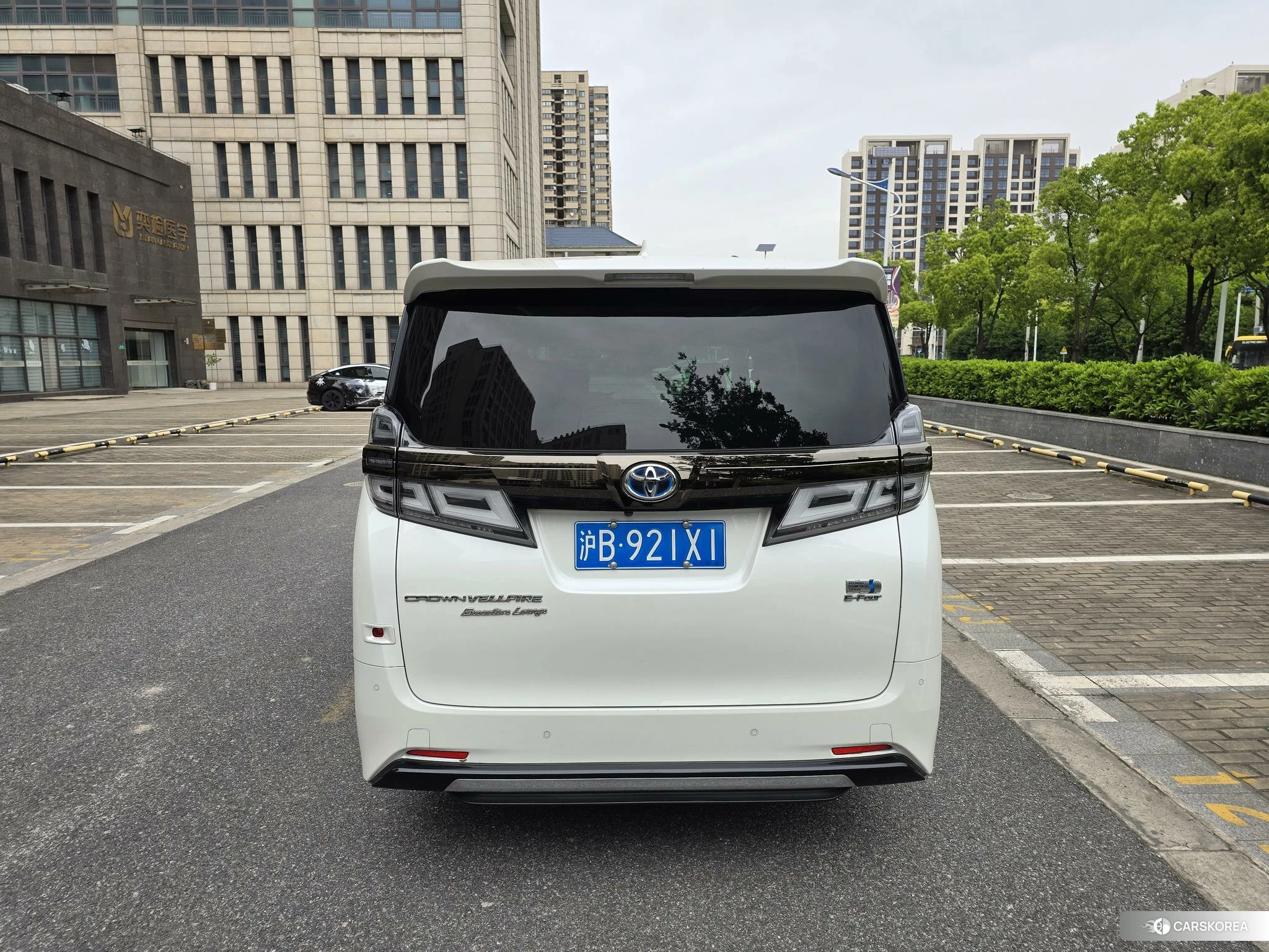 Toyota Wilfa id 4512433 из Китая 13