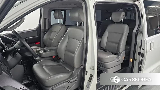 Hyundai The New Grand Starex id 3484692 из Кореи 20