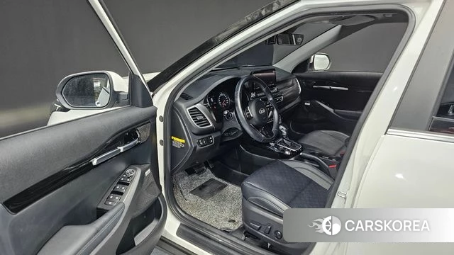 Kia Seltos id 4180279 из Кореи 20