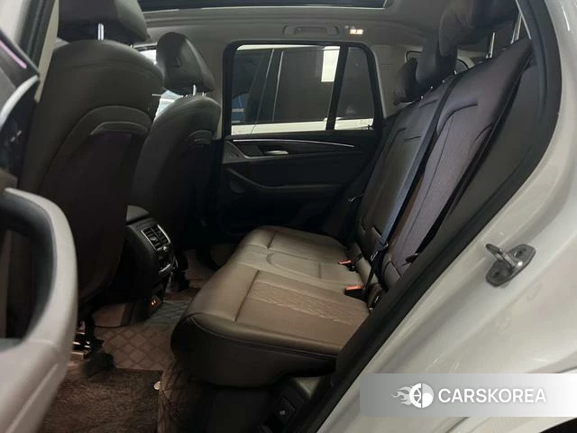 BMW X3 id 4290109 из Китая 18