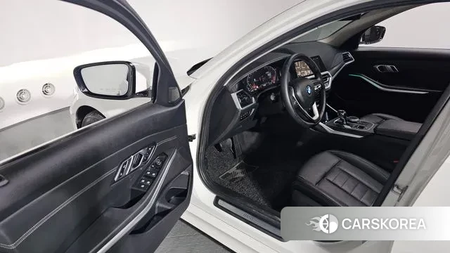 BMW 3 Series (G20) id 3666471 из Кореи 20