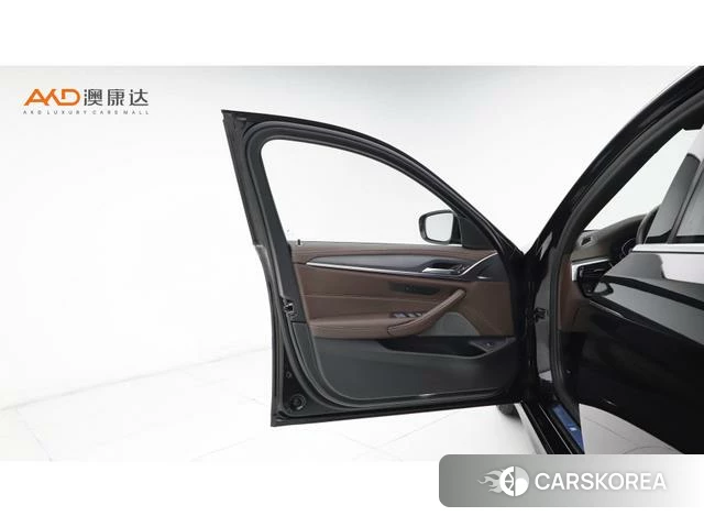 BMW 5 series id 4291523 из Китая 10