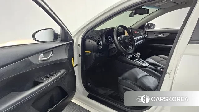 Kia Come New K3 id 3578770 из Кореи 20