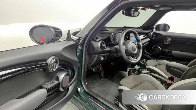 Mini Cooper S id 4267677 из Кореи 37