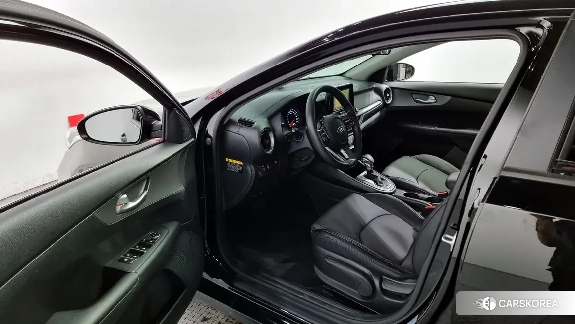 Kia Come New K3 id 1208236 из Кореи 20