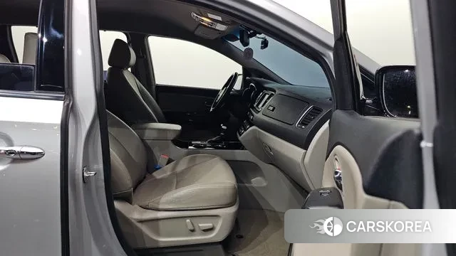 Kia The New Carnival id 3661134 из Кореи 20