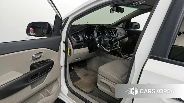 Kia The New Carnival id 4203901 из Кореи 20