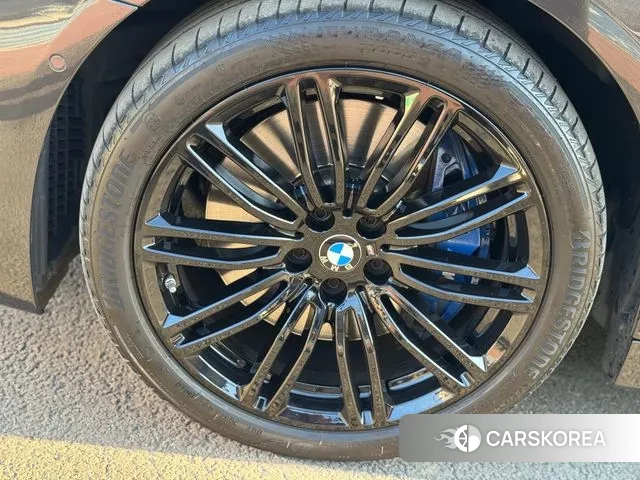 BMW 5 Series (G30) id 3732822 из Кореи 20