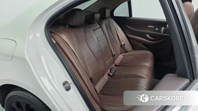 Mercedes-Benz E-Class W213 id 4465650 из Кореи 33