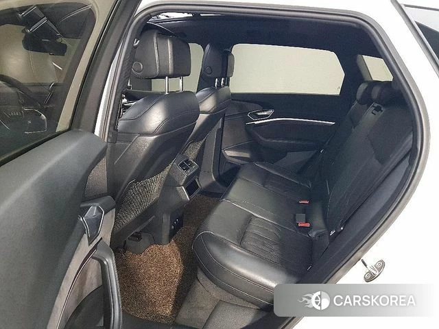 Audi e-Tron id 3860003 из Кореи 20