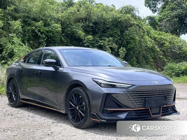 Chang'an UNI-V id 4368261 из Китая 11