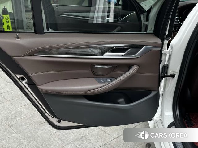 BMW 5 series id 4271148 из Китая 20