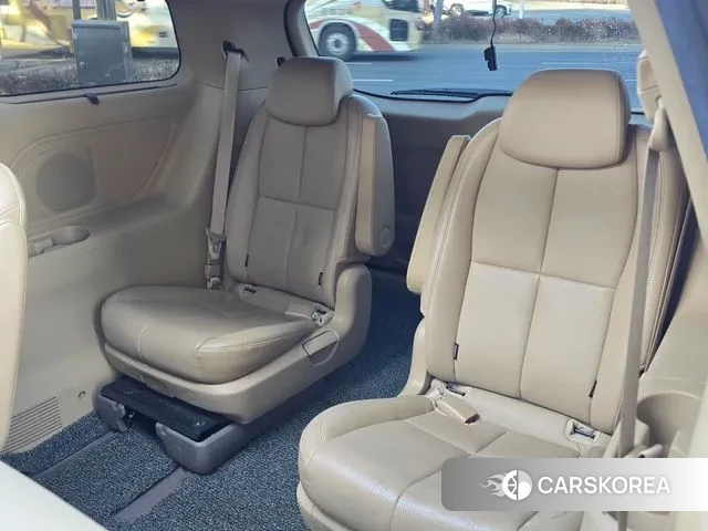 Kia The New Carnival id 3681946 из Кореи 20