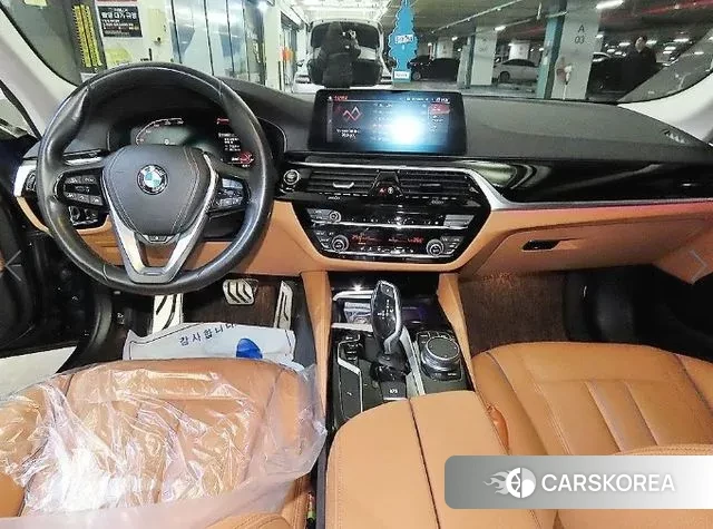 BMW 5 Series (G30) id 3626686 из Кореи 20