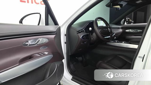 Genesis GV70 id 4231744 из Кореи 33