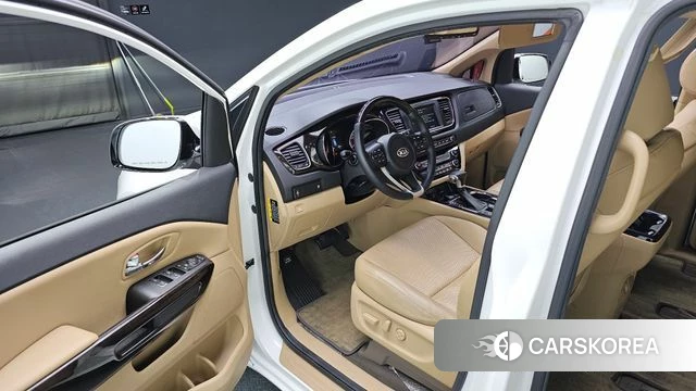 Kia The New Carnival id 4459270 из Кореи 20