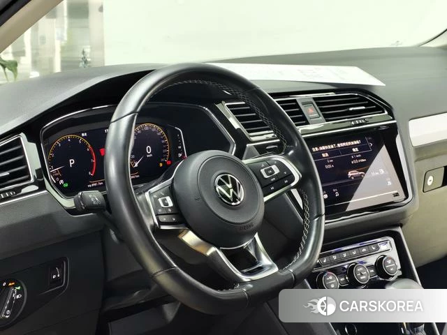 Volkswagen Tiguan L id 4275857 из Китая 13