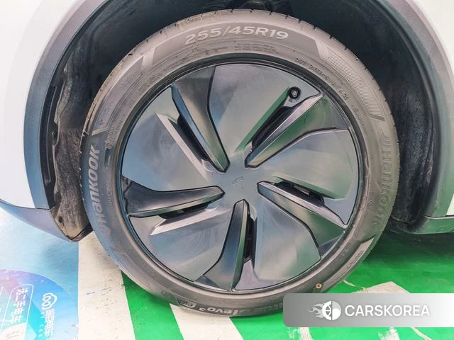 Tesla Model Y id 4209061 из Китая 21