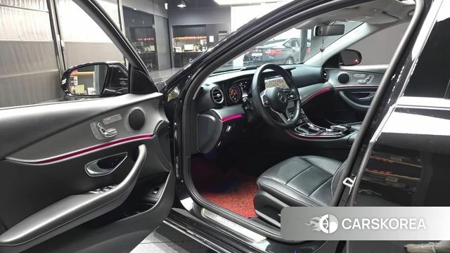 Mercedes-Benz E-Class W213 id 4626175 из Кореи 31