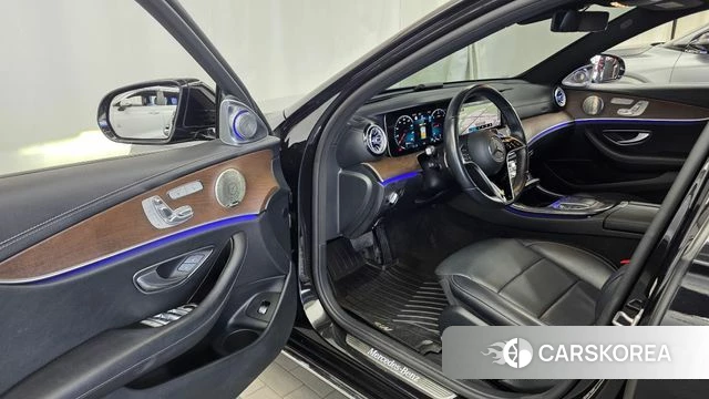 Mercedes-Benz E-Class W213 id 4894123 из Кореи 34