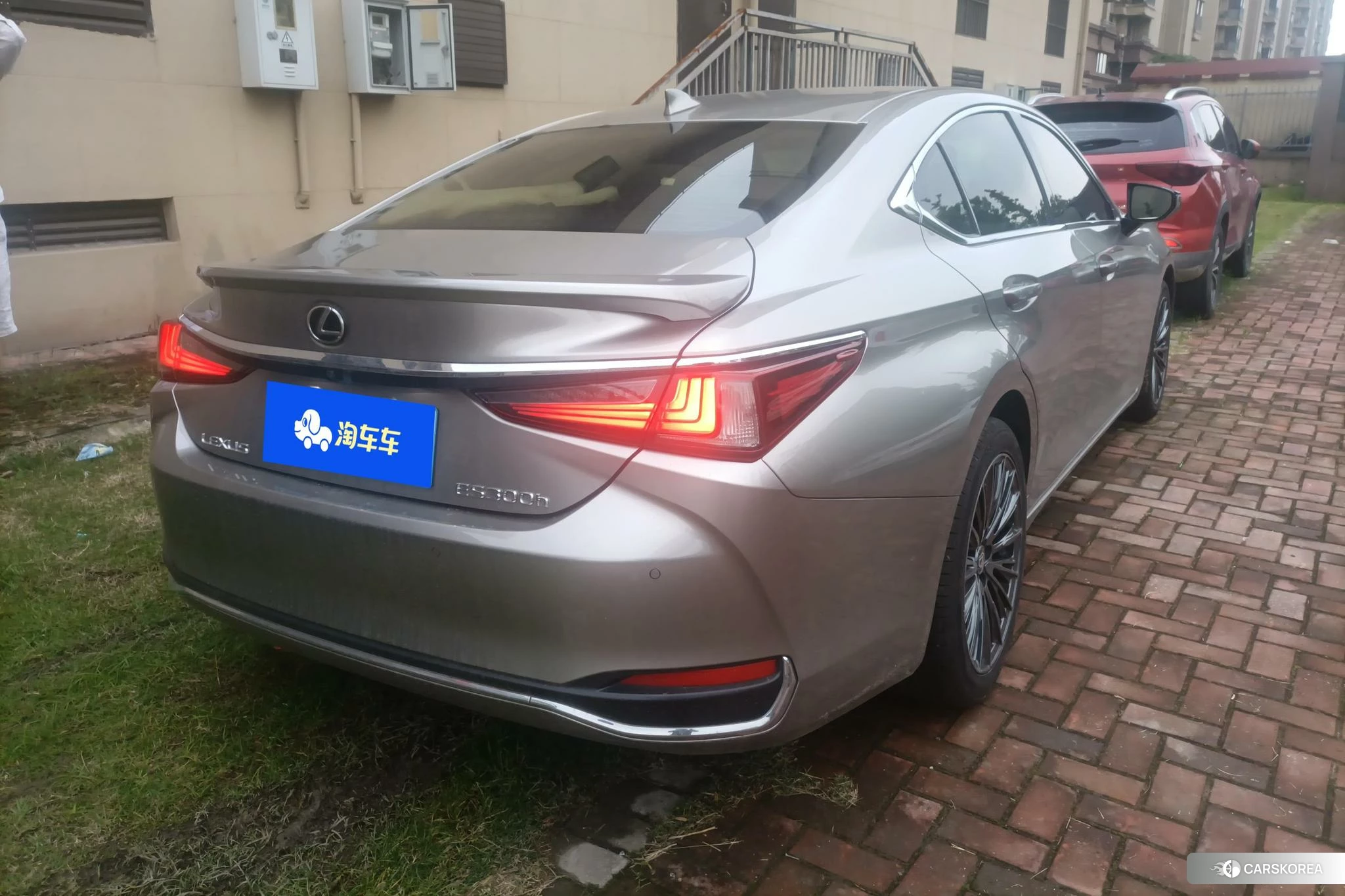 Lexus ES id 4473853 из Китая 17