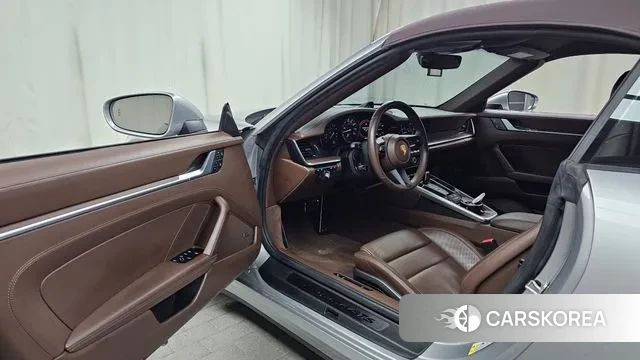 Porsche 911(992) id 3561323 из Кореи 20