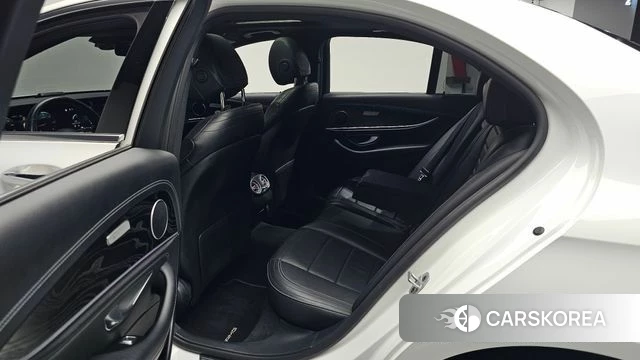 Mercedes-Benz E-Class W213 id 4784725 из Кореи 37