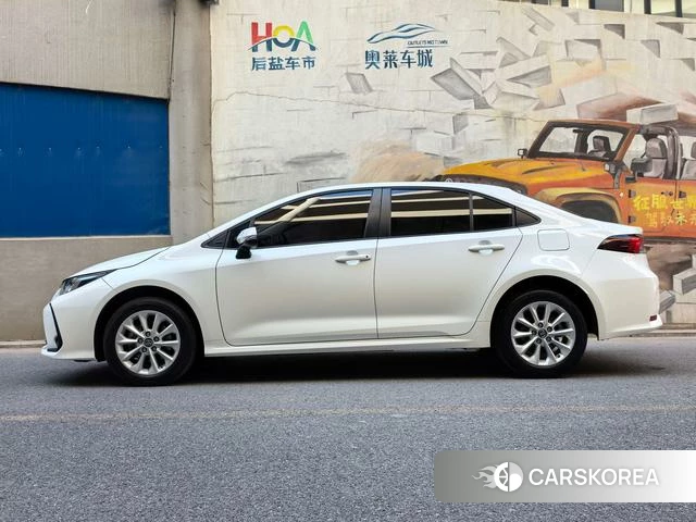 Toyota Corolla id 4307026 из Китая 15