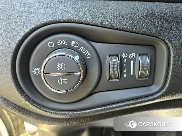 Jeep Renegade id 3904100 из Кореи 20