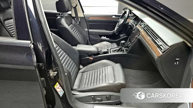 Volkswagen Passat GT (B8) id 4233144 из Кореи 30