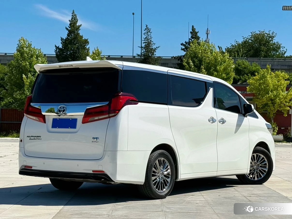 Toyota Alphard id 4461233 из Китая 20
