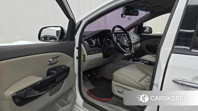 Kia All New Carnival id 4531160 из Кореи 20