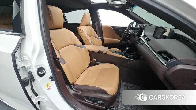 Lexus ES300h 7th generation id 4620313 из Кореи 43