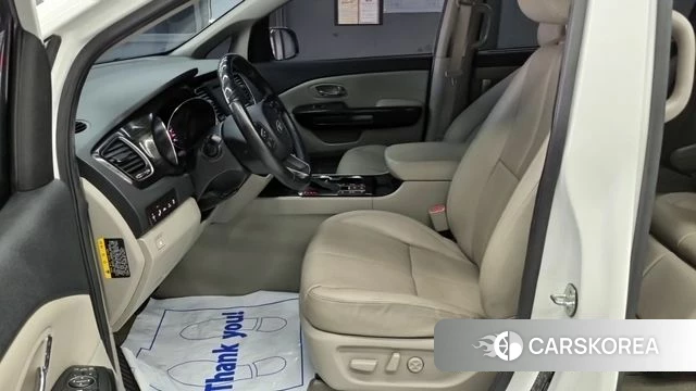 Kia The New Carnival id 3936383 из Кореи 18