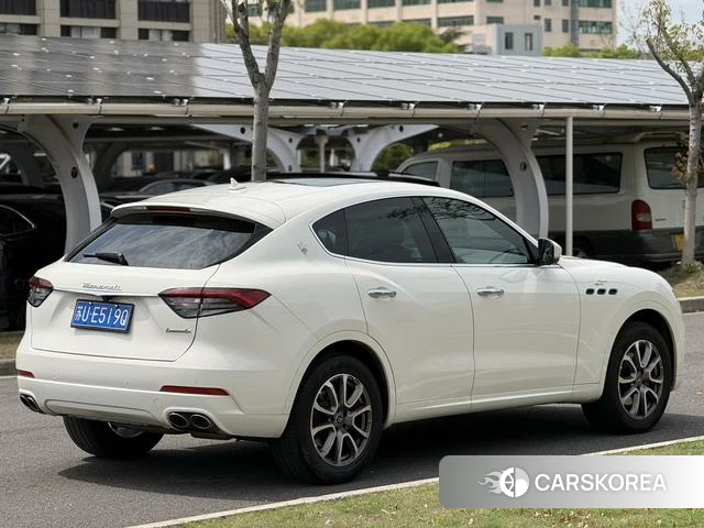 Maserati Levante id 4219681 из Китая 12