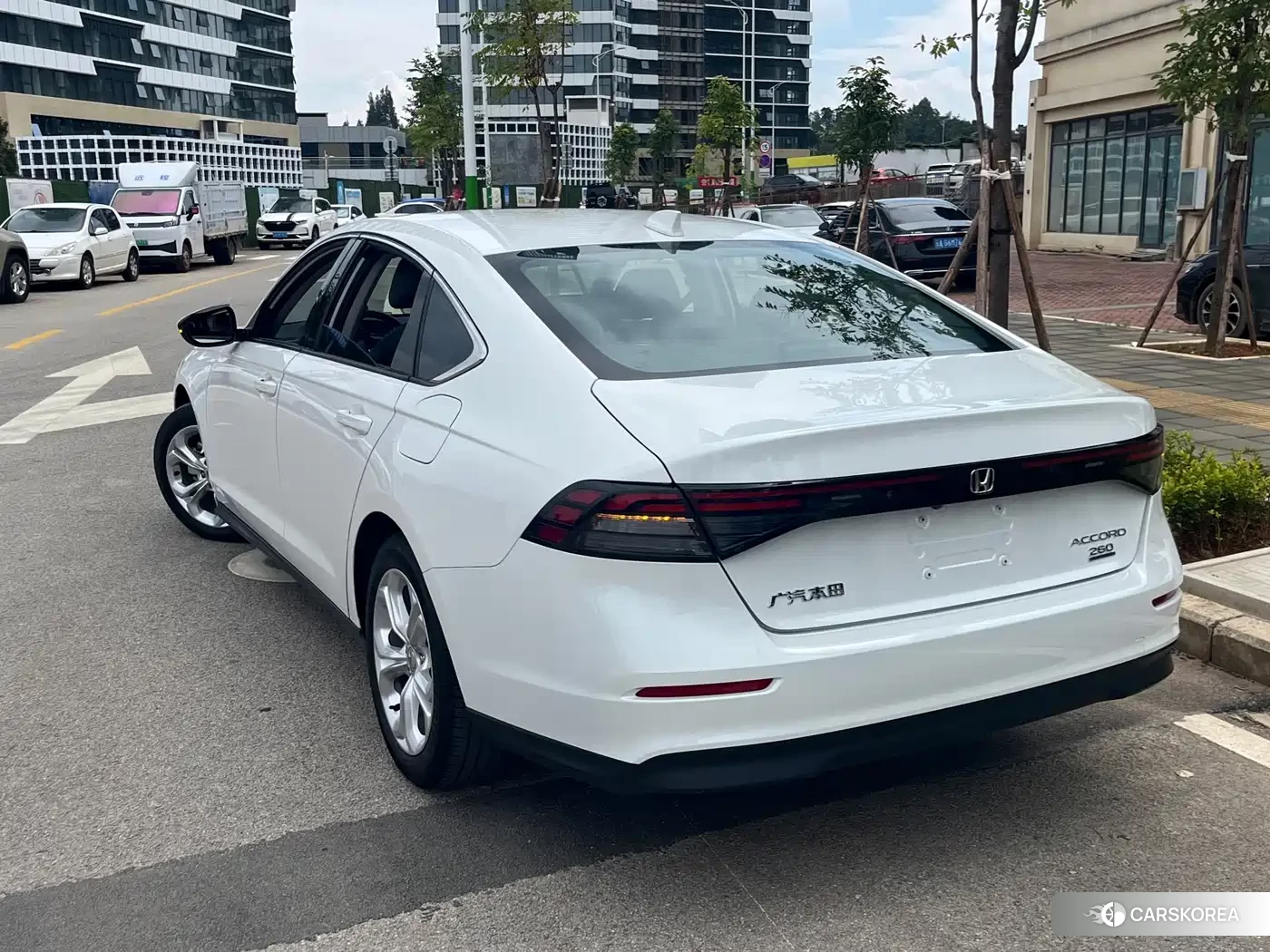 Honda Accord id 4654528 из Китая 16