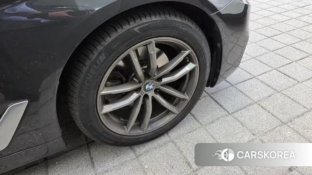 BMW 5 Series (G30) id 3060234 из Кореи 15