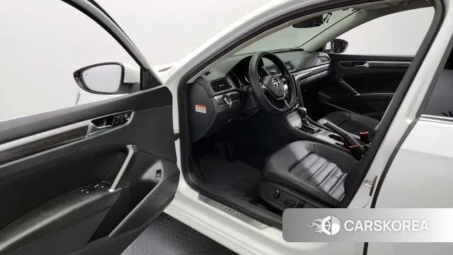 Volkswagen The New Passat id 3254193 из Кореи 20