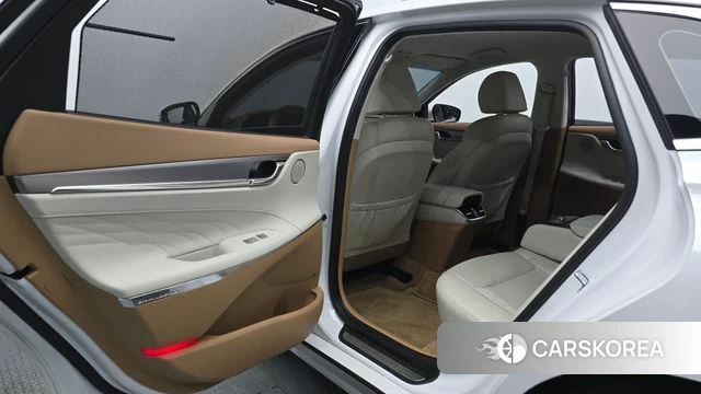 Hyundai The New Grandeur IG Hybrid id 4482484 из Кореи 36