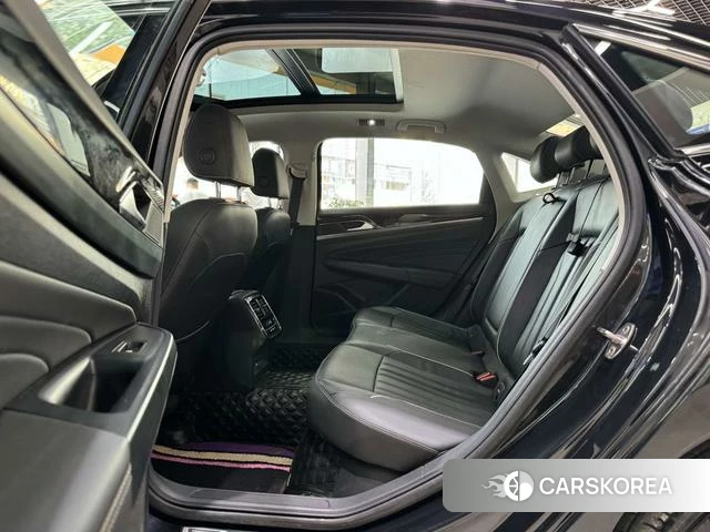 Volkswagen Passat id 4260433 из Китая 19